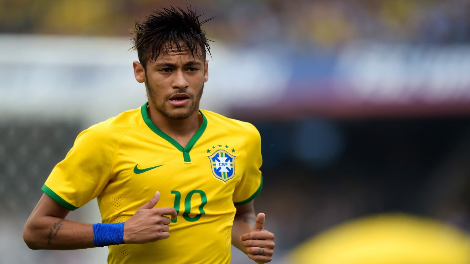 马拉松赛场 挑战自我的极限运动，马拉松rq